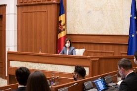 Maia Sandu a început consultările cu societatea civilă și cu specialiștii din domeniul juridic privind ieșirea din criza politică
